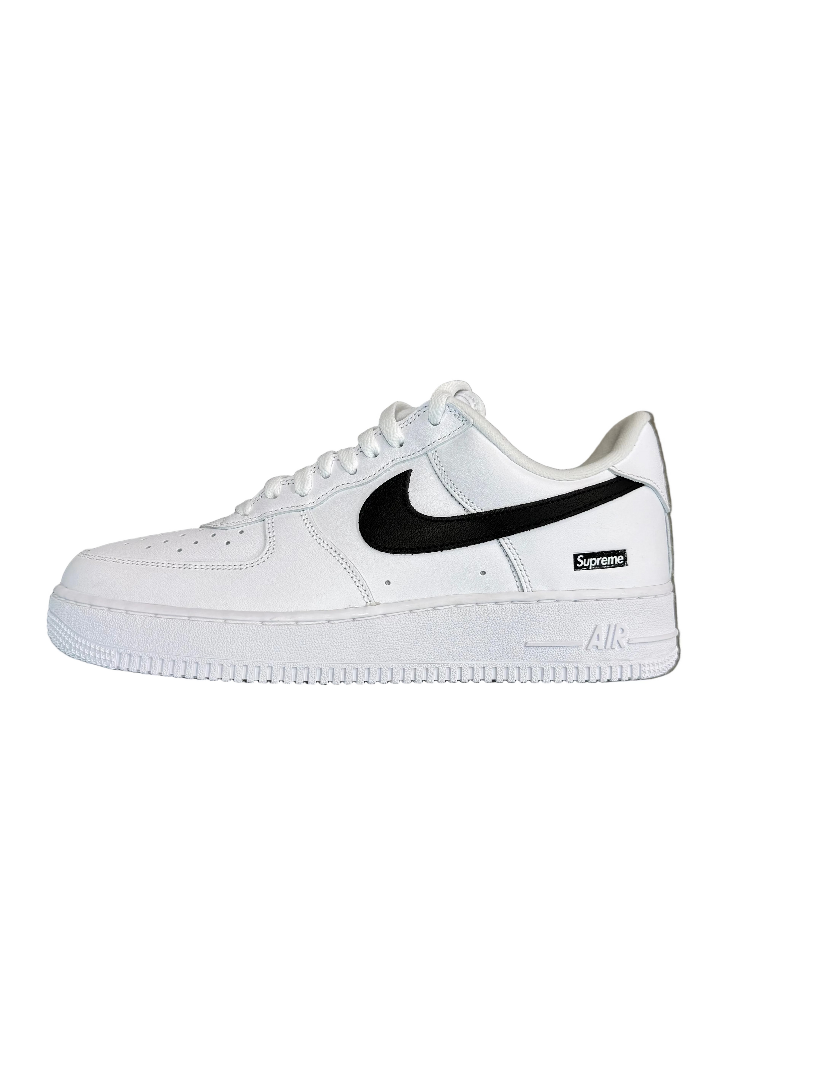 NIKE AIR FORCE 1 LOW X SUPREME BOX LOGO SNEAKERS