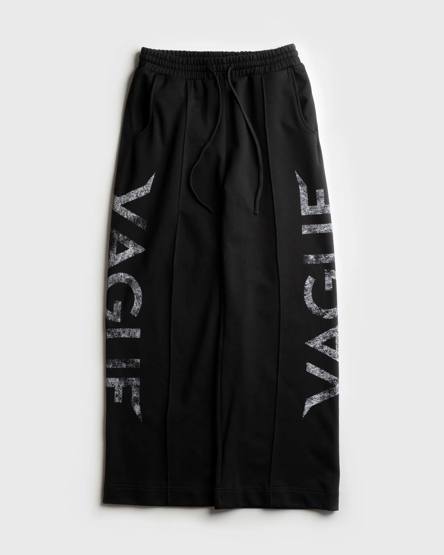 VAGUE STUDIOS ‘PLEATED LOGO SWEATPANTS’ [BLACK]
