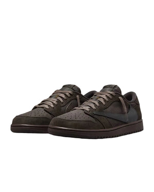 NIKE X TRAVIS SCOTT AIR JORDAN 1 VELVET BROWN SNEAKERS