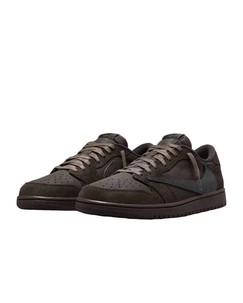 NIKE X TRAVIS SCOTT AIR JORDAN 1 VELVET BROWN SNEAKERS