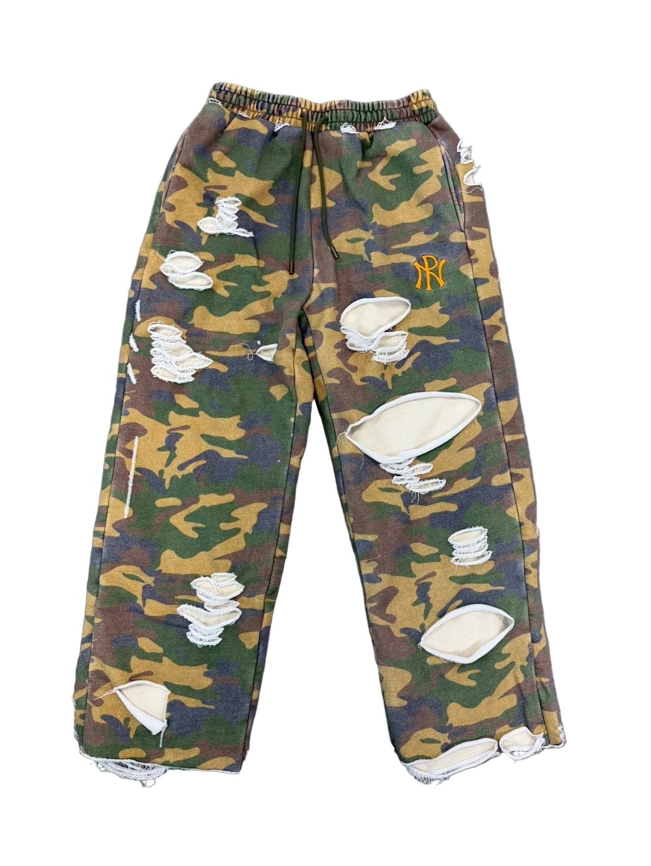 N’OUBLIE PAS CAMO DISTRESSED SWEATPANTS