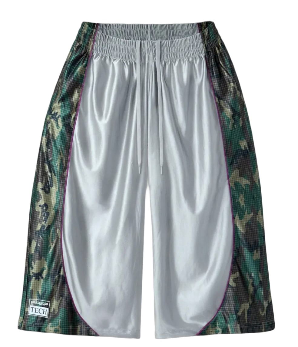 GOLD+VINTAGE GALLERY RASPBERRY HILLS SILVER CAMO B-BALL SHORTS