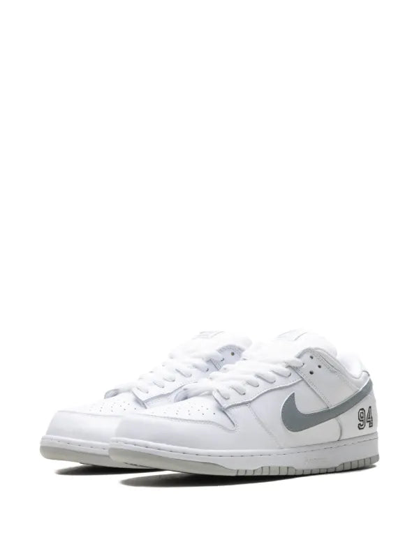 NIKE X SUPREME SB DUNK LOW “SUPREME WHITE” SNEAKERS