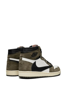 AIR JORDAN 1 RETRO HIGH OG TRAVIS SCOTT “MOCHA” SNEAKER
