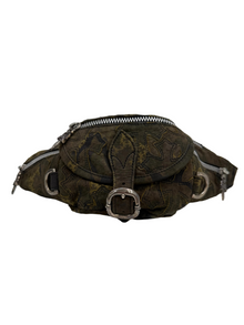 CHROME HEARTS VIP CAMO CROSS PATCHES FANNY PACK