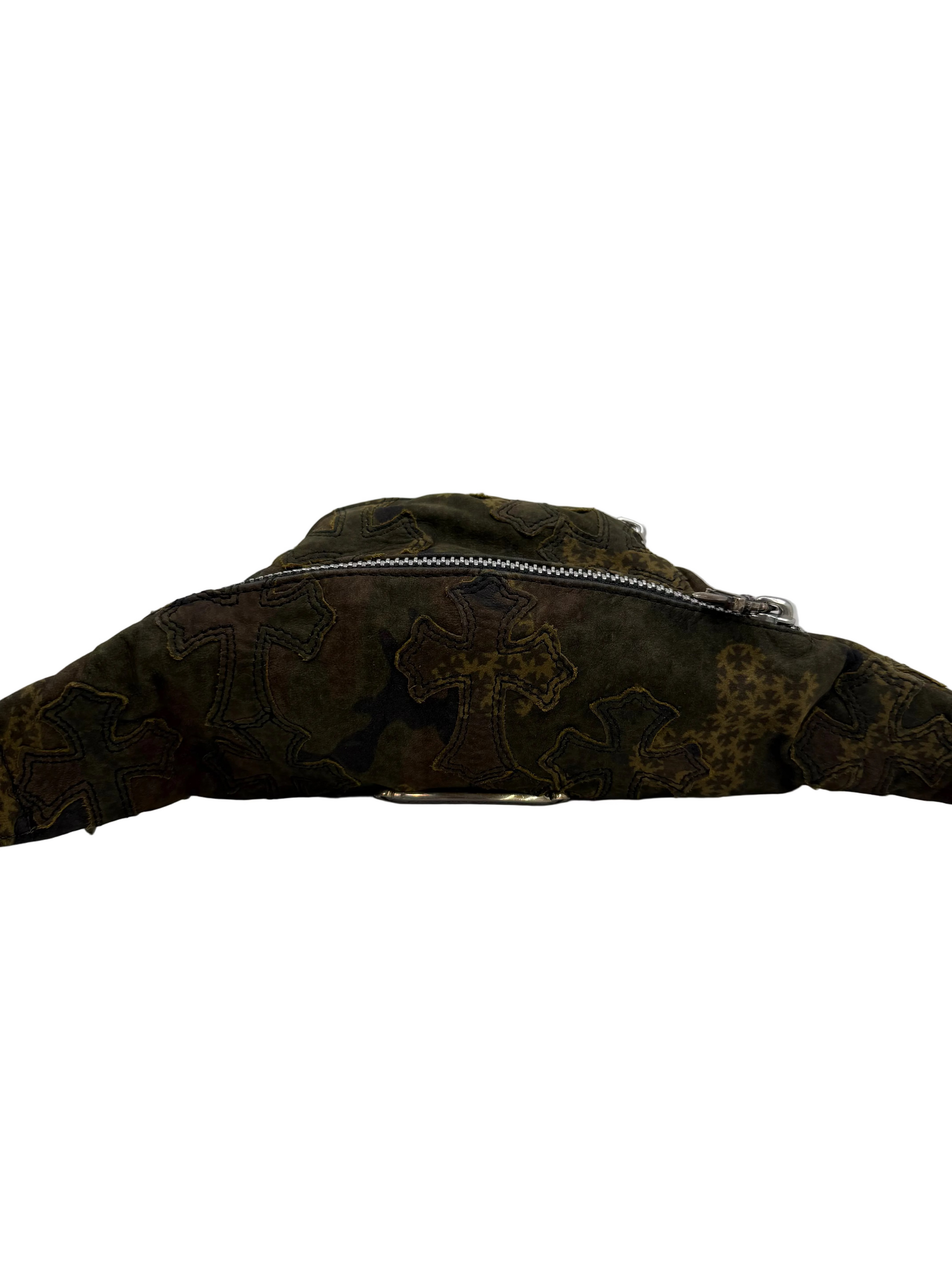 CHROME HEARTS VIP CAMO CROSS PATCHES FANNY PACK