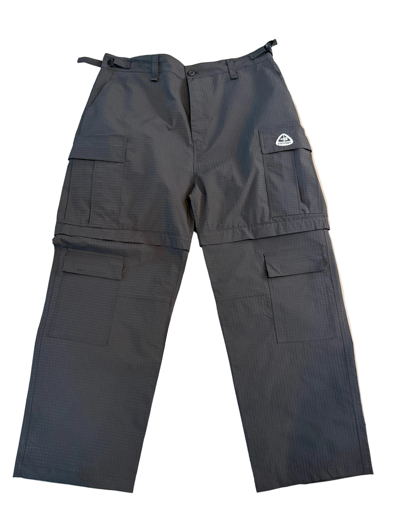 GOLD+VINTAGE GALLERY RASPBERRY HILLS RASPBERRY HILLS BLACK CARGO PANTS