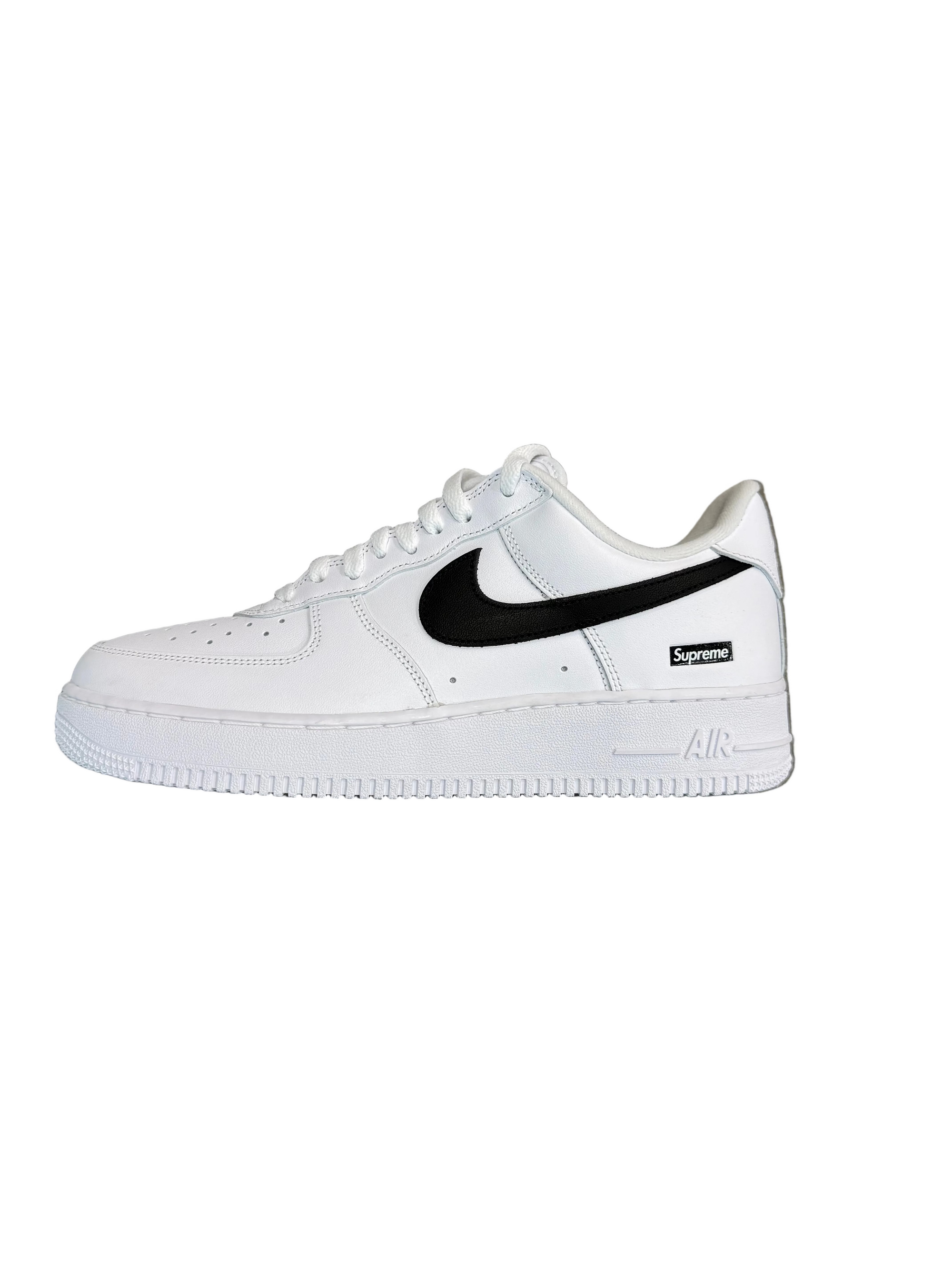 NIKE AIR FORCE 1 LOW X SUPREME BOX LOGO SNEAKERS