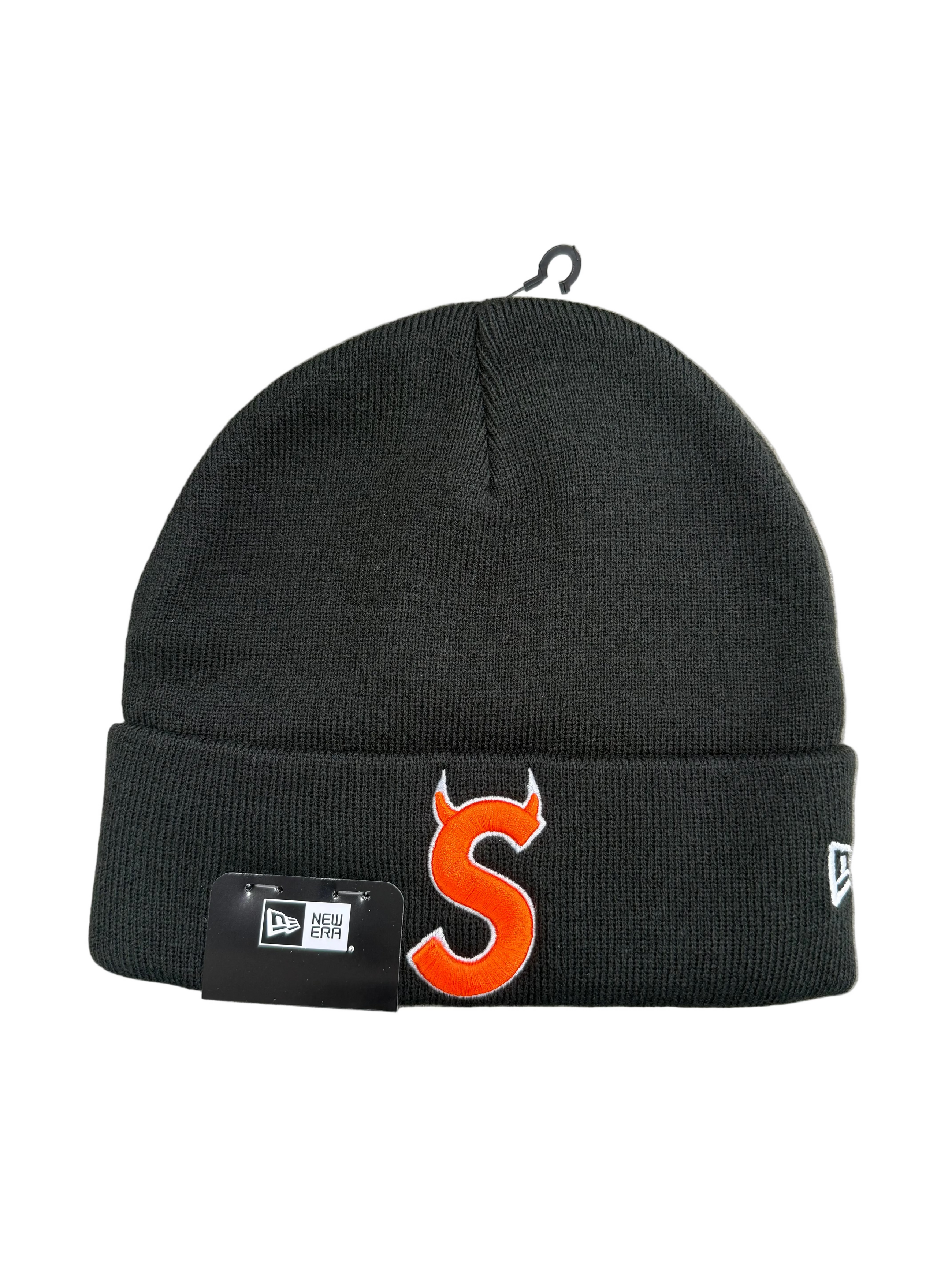 SUPREME BLACK DEVIL S BEANIE