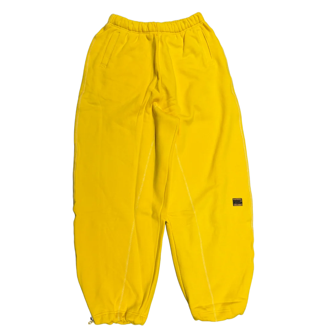 GOLD+VINTAGE GALLERY RASPBERRY HILLS LEMON DROP SWEATPANTS